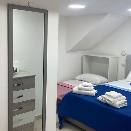 Apartamento Donna Carme' Nápoles Exterior foto